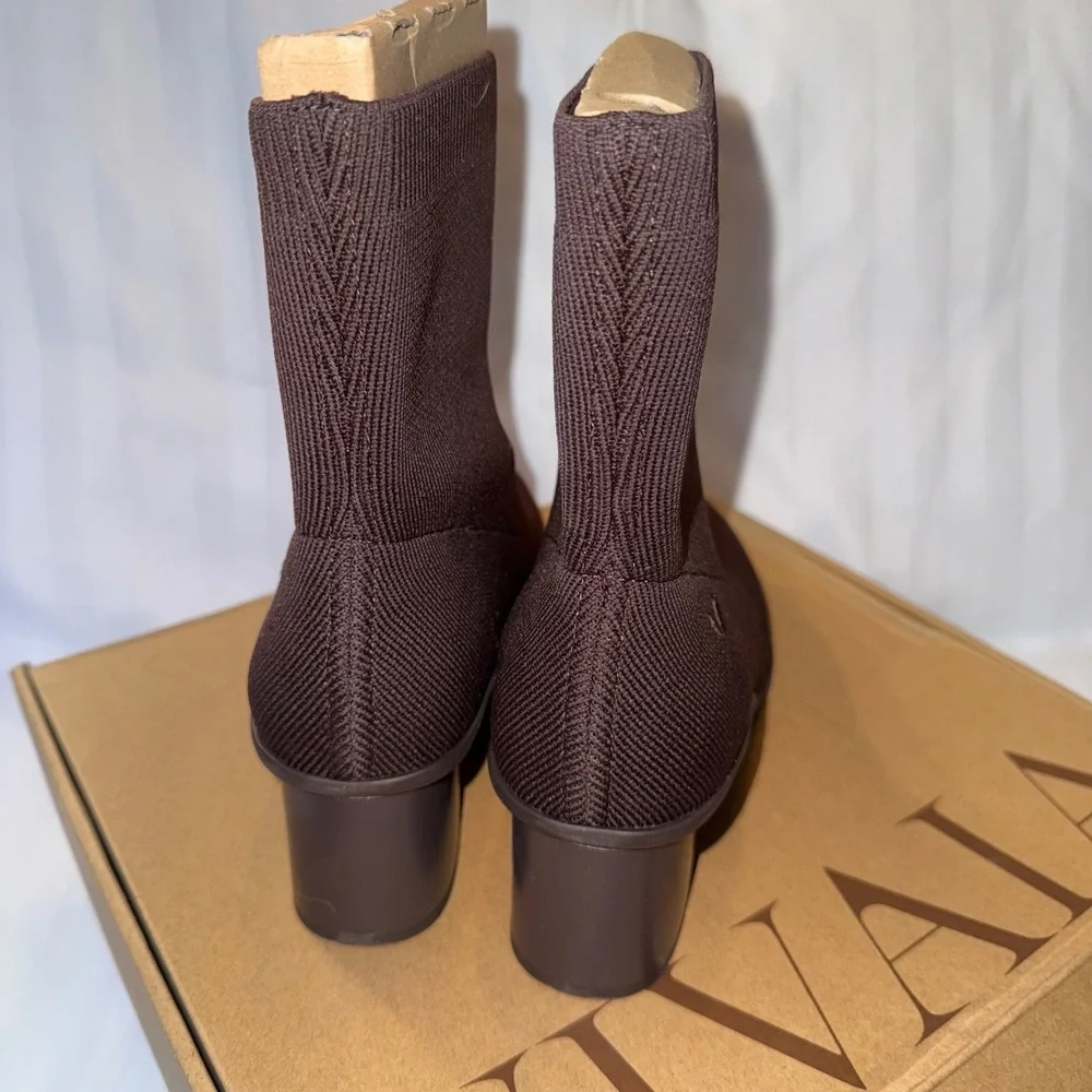 VIVAIA Knit Sock Ankle Boots Chocolate Water‎ Repellent Size 9-9.5 EU40.5